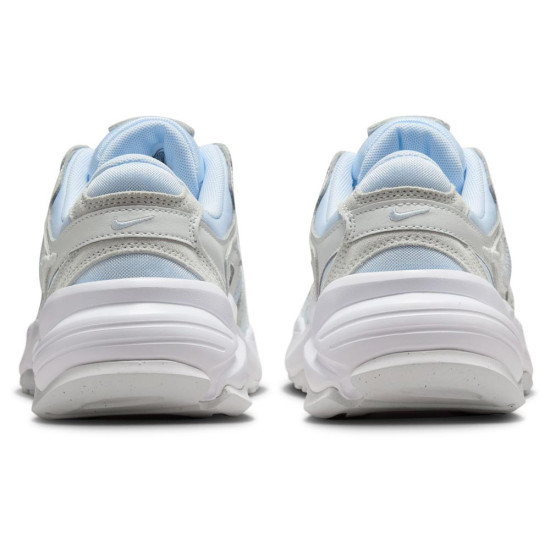 Nike AL8